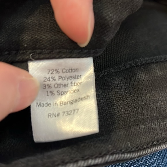 Black Bermuda Shorts - Picture 3 of 9